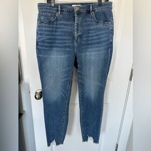 LOFT Curvy High Waist Skinny